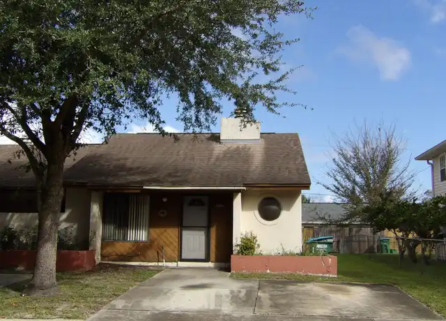 Property at 132 Hummingbird St Unit D, Deltona, FL, 32725, 2 beds, 2 baths, [object Object]
