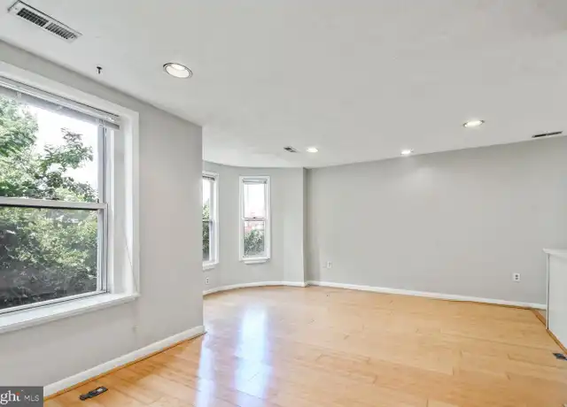 Property at 1403 12th St NW Unit 3, Washington, DC, 20005, 1 bed, 1 bath, [object Object]