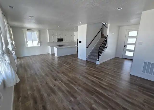 Property at 2046 W Lydia Ln, Syracuse, UT, 84075, 3 beds, 2.5 baths, [object Object]