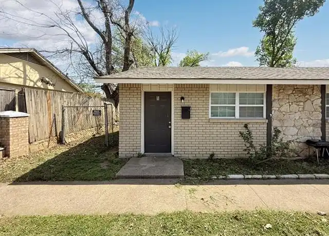 Property at 211 Skyway Dr #8, Euless, TX, 76040, 1 bed, 1 bath, [object Object]