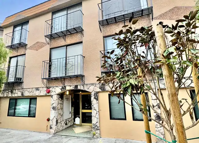 Property at 266 8th Ave Unit 04, San Francisco, CA, 94118, 3 beds, 2 baths, [object Object]