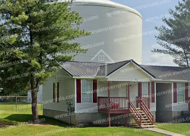 Property at 155 Dogwood Pointe Dr Unit 1, McMinnville, TN, 37110, 3 beds, 1.5 baths, [object Object]