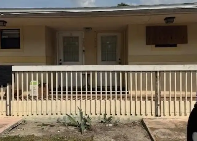 Property at 734 Gerald Ave, Lehigh Acres, FL, 33936, 2 beds, 2 baths, [object Object]