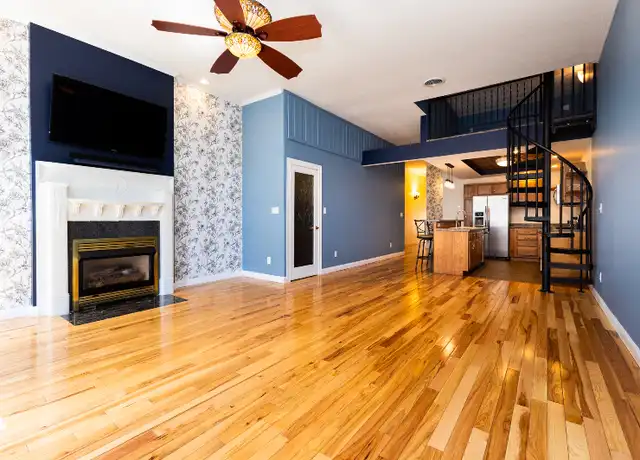 Property at 304 S Walnut St Unit 2, Muncie, IN, 47305, 1 bed, 2 baths, [object Object]