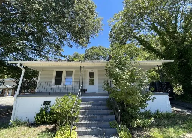 Property at 502 S Gray St, Gastonia, NC, 28052, 3 beds, 1 bath, [object Object]