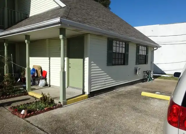 Property at 184 Crislaur Ave Unit C, Harahan, LA, 70123, 3 beds, 3 baths, [object Object]
