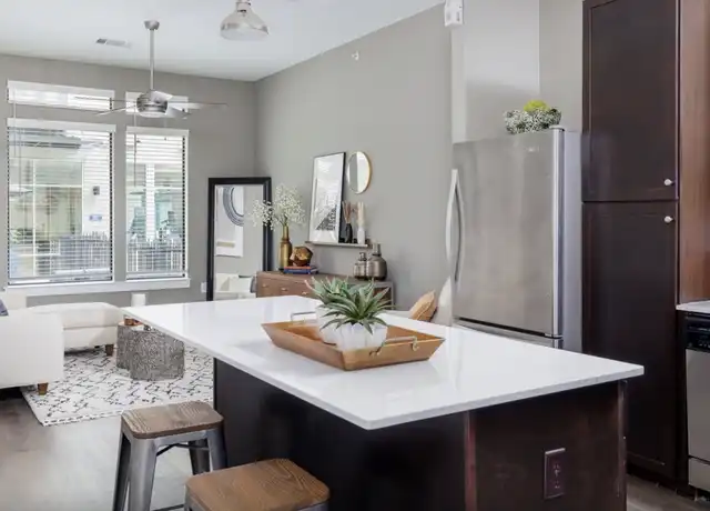 Property at 5400 Burnet Rd, Austin, TX, 78756, 2 beds, 2 baths, [object Object]