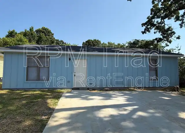Property at 617 Ross Ave, Greensboro, NC, 27406, 4 beds, 2 baths, [object Object]