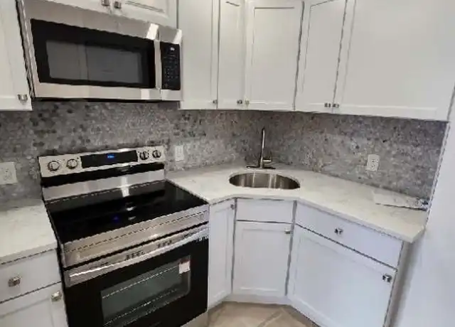 Property at 426 High St, Central Falls, RI, 02863, 3 beds, 1 bath, [object Object]