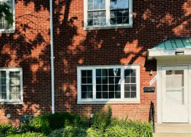Property at 904 N Prairie Ave, Joliet, IL, 60435, 2 beds, 1 bath, [object Object]