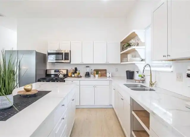 Property at 2835 S Derbigny St, New Orleans, LA, 70125, 3 beds, 2 baths, [object Object]