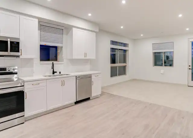 Property at 15100 Brookhurst St Unit 323, Westminster, CA, 92683, 1 bed, 1 bath, [object Object]