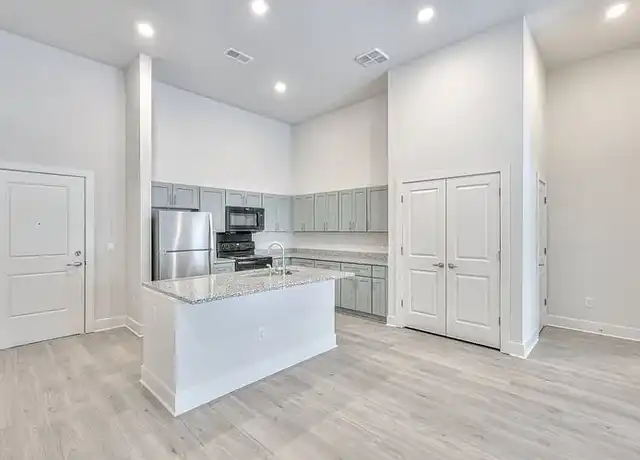 Property at Union Commons - 4249 Ilium Ave, Cincinnati, OH, 45245, 1-4 bed, 1-2 bath, [object Object]