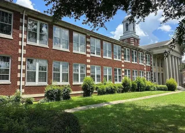 Property at Sky at Main - 835 Main St S, Greenwood, SC, 29646, 1-2 bed, 1 bath, [object Object]