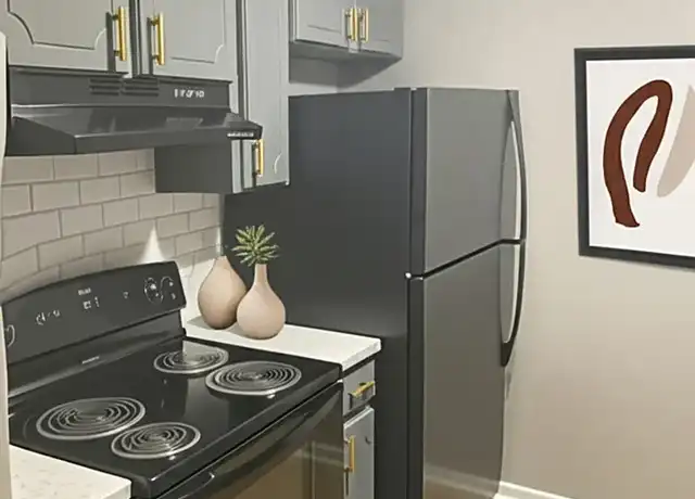 Property at Sky at Main - 835 Main St S, Greenwood, SC, 29646, 1-2 bed, 1 bath, [object Object]