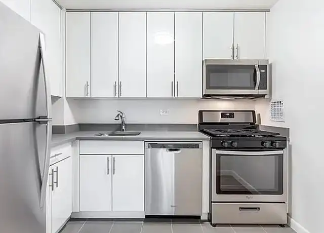 Property at 375 S End Ave Unit 31P, New York, NY, 10280, 2 beds, 2 baths, [object Object]