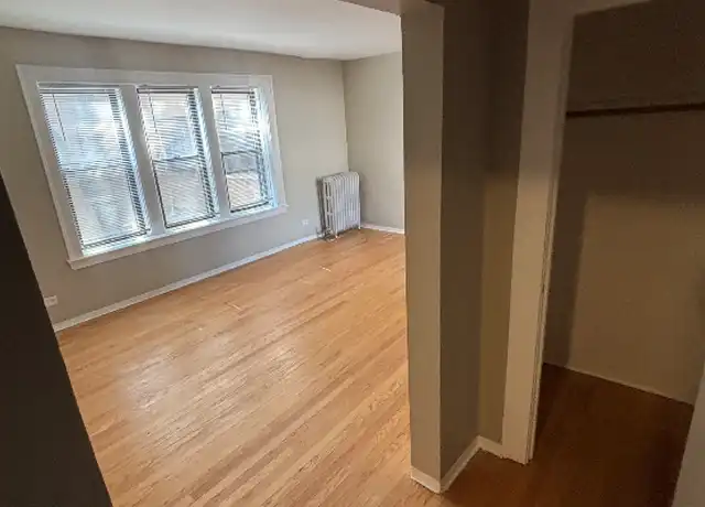 Property at 6926 S Oglesby Ave Unit 2222, Chicago, IL, 60649, 1 bed, 1 bath, [object Object]