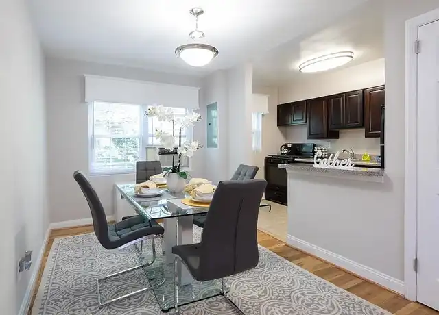 Property at Lloyd Apartments - 800 Tennessee Ave, Alexandria, VA, 22305, 1-2 bed, 1 bath, [object Object]