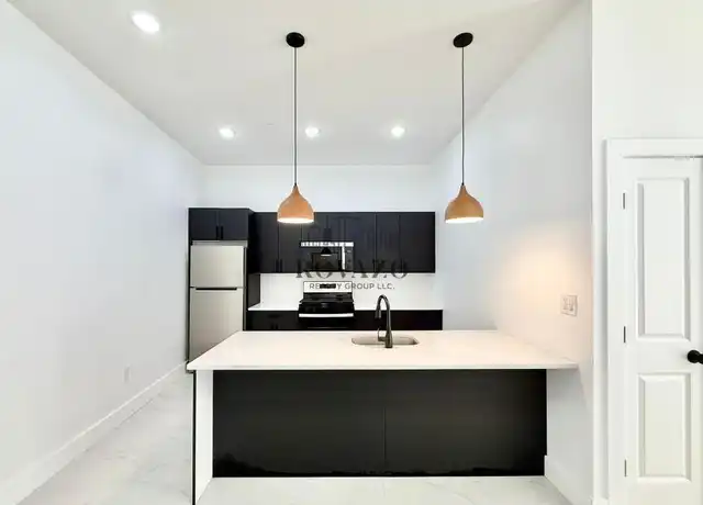 Property at 98 Clinton Ave Unit 101A, Newark, NJ, 07114, 1 bed, 1 bath, [object Object]