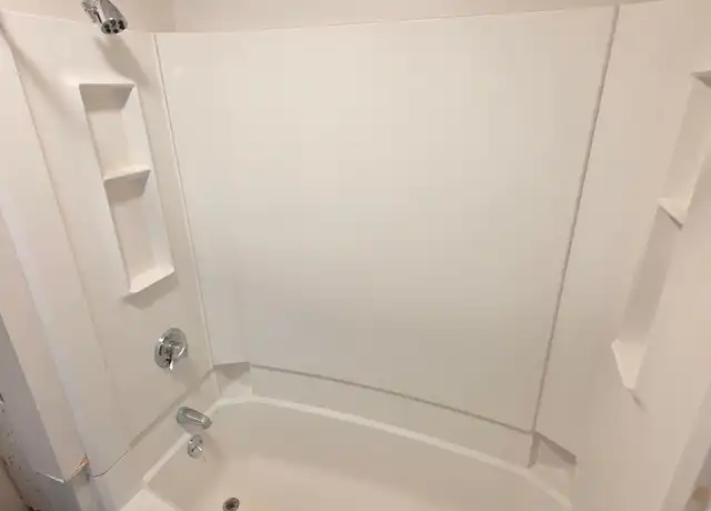 Property at 68 Park Ave, Woonsocket, RI, 02895, 2 beds, 1 bath, [object Object]
