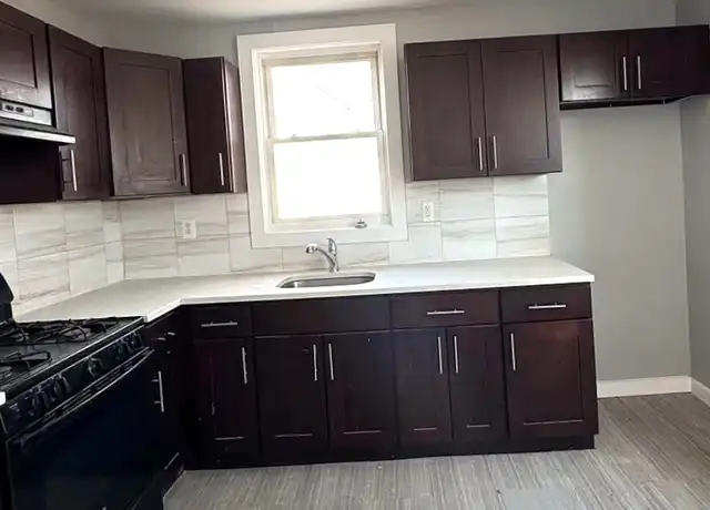 Property at 30 Gladstone Ave Unit 2F, Newark, NJ, 07106, 3 beds, 1 bath, [object Object]
