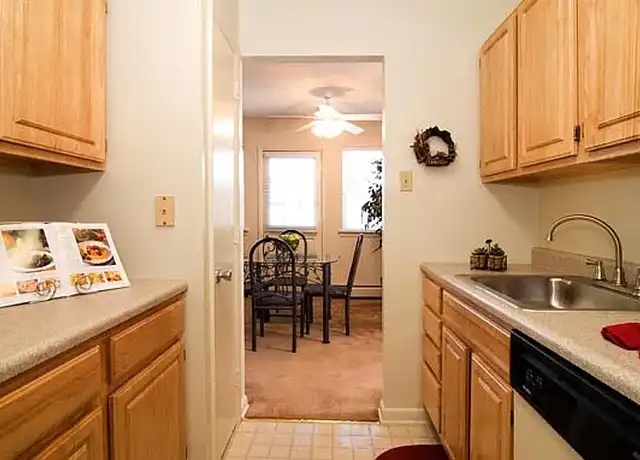 Property at Roseville House - 401 Eden Rd, Lancaster, PA, 17601, 1 bed, 1 bath, [object Object]
