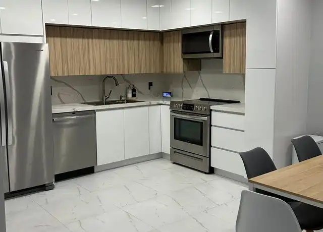 Property at 21 Jacaranda Dr #224, Plantation, FL, 33324, 2 beds, 2 baths, [object Object]