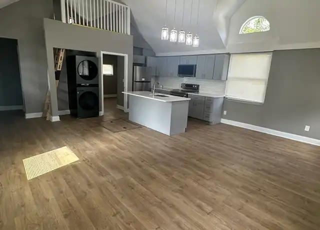 Property at 5808 Fir Ave, Cleveland, OH, 44102, 2 beds, 1 bath, [object Object]
