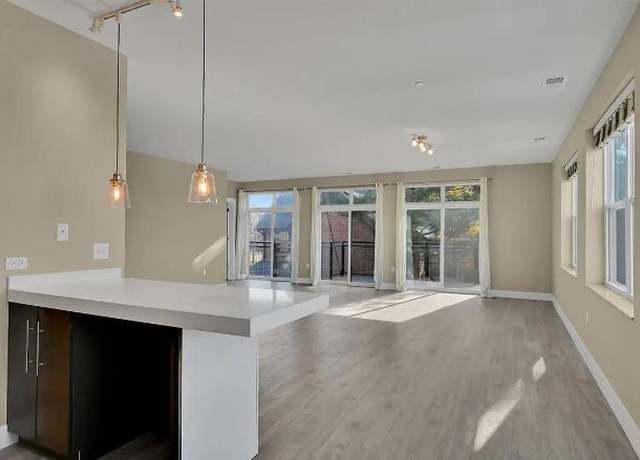 Photo of 760 Central Ave, Highland Park, IL 60035