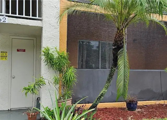 Property at 12662 Kenwood Ln Unit B, Fort Myers, FL, 33907, 1 bed, 1 bath, [object Object]