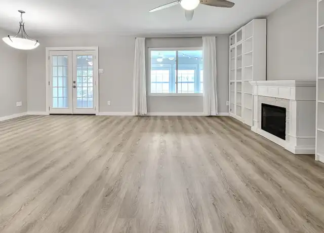 Property at 804 Kavanagh Dr, Austin, TX, 78748, 3 beds, 2 baths, [object Object]