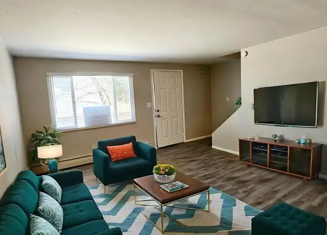 Property at 1624 S Cascade Ave, Colorado Springs, CO, 80905, 2 beds, 1 bath, [object Object]