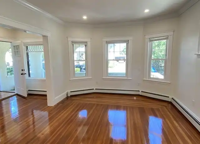 Property at 126 Winsor Ave Unit 1, Watertown, MA, 02472, 2 beds, 1 bath, [object Object]