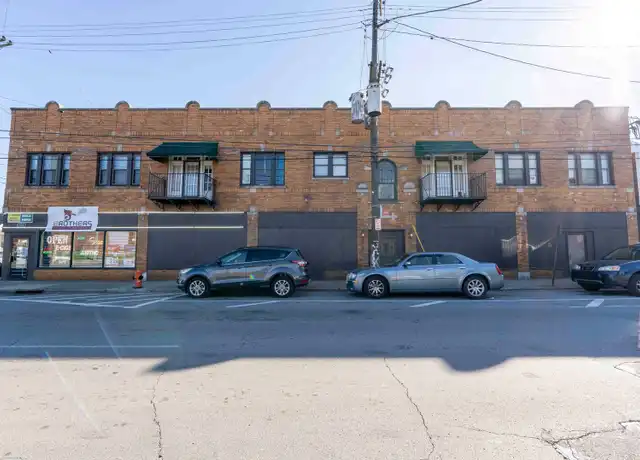 Property at 334 E Oak St Unit 1, Louisville, KY, 40203, 2 beds, 1 bath, [object Object]