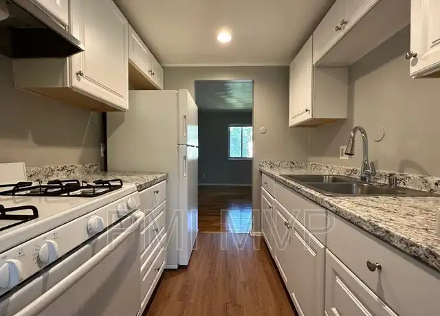 Property at 3029 Rotunda Ct S, Columbus, OH, 43232, 3 beds, 1.5 baths, [object Object]