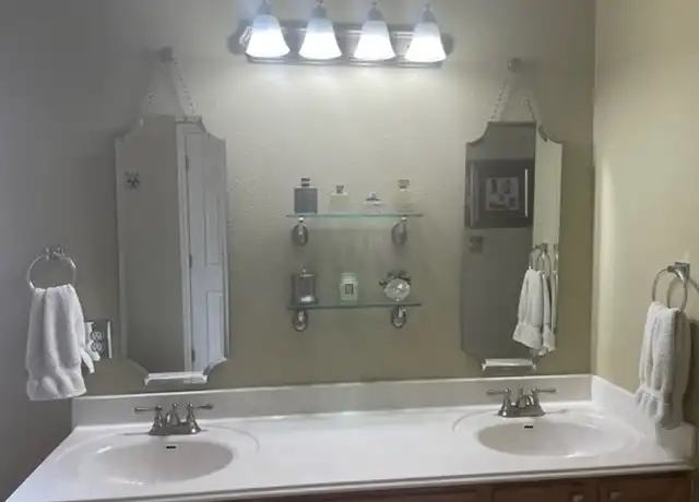 Property at 112 S Lynnwood Trl, Cedar Park, TX, 78613, 3 beds, 2 baths, [object Object]