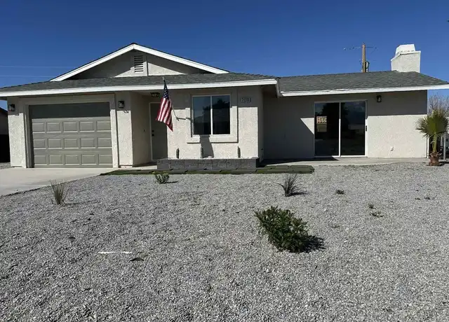 Property at 2010 S Highland Ave, Pahrump, NV, 89048, 3 beds, 2 baths, [object Object]