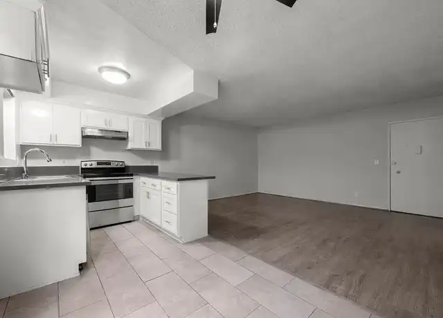 Property at 523 S Mariposa Ave, Los Angeles, CA, 90020, 1 bed, 1 bath, [object Object]