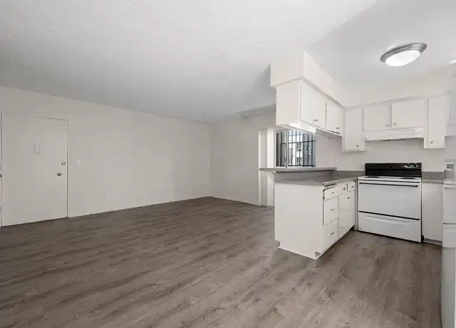 Property at 523 S Mariposa Ave, Los Angeles, CA, 90020, 1 bed, 1 bath, [object Object]