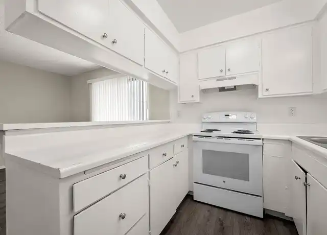 Property at 523 S Mariposa Ave, Los Angeles, CA, 90020, 1 bed, 1 bath, [object Object]