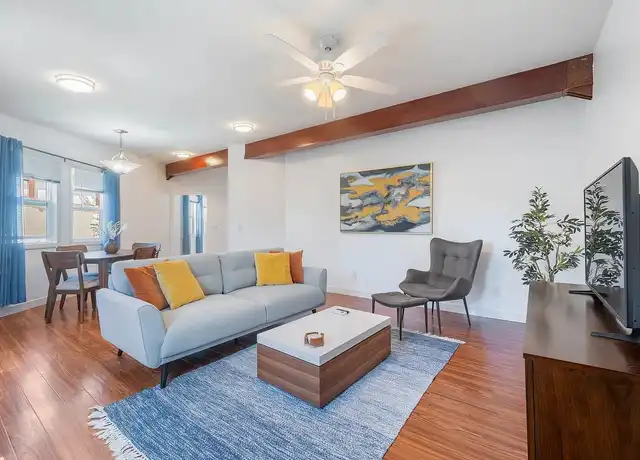 Property at 19824 Victory Blvd, Woodland Hills, CA, 91367, 1 bed, 1 bath, [object Object]