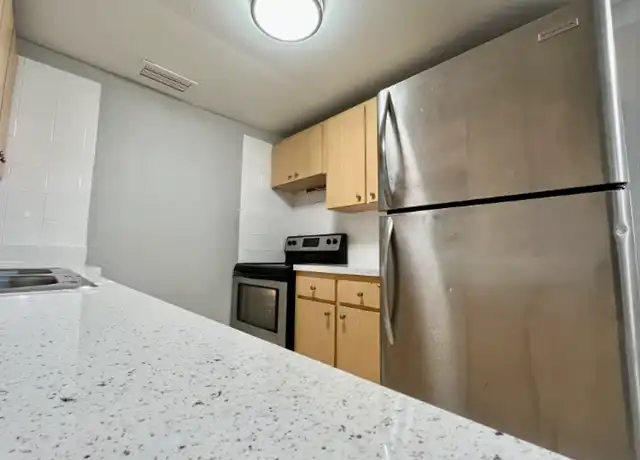 Property at 4209 E Okara Rd Unit 4213 B, Tampa, FL, 33617, 1 bed, 1 bath, [object Object]