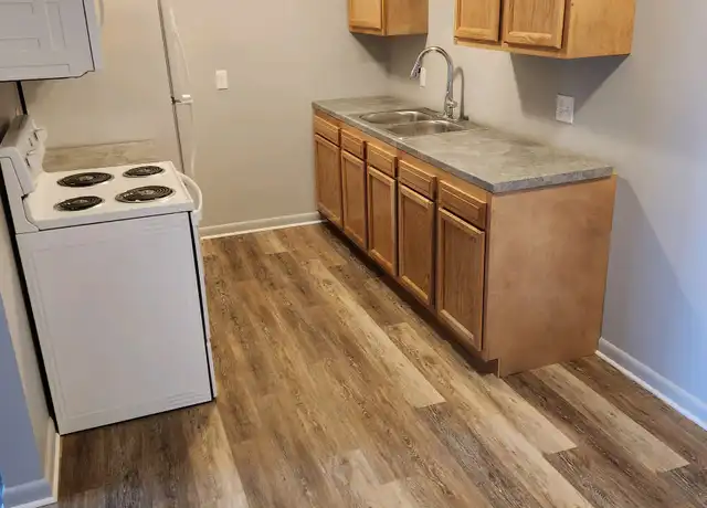 Property at 810 S Farmer St Unit 14, Otsego, MI, 49078, 2 beds, 1 bath, [object Object]