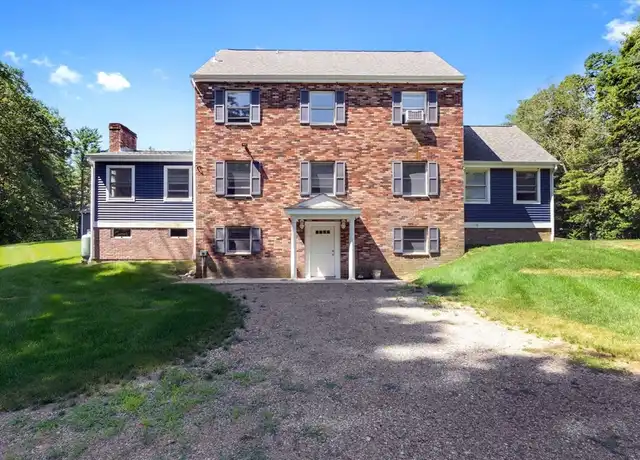 Property at 152 Glen St Unit A, Rowley, MA, 01969, 1 bed, 1 bath, [object Object]