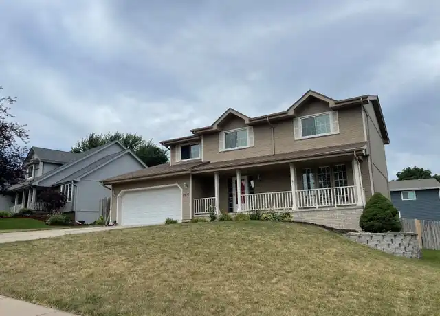 Property at 11412 S 43rd St, Bellevue, NE, 68123, 5 beds, 3.5 baths, [object Object]