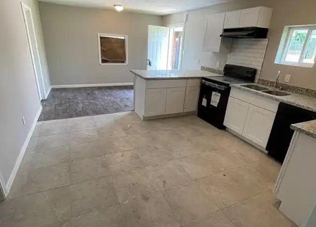 Property at 5006 Ridgeway Dr, Houston, TX, 77033, 2 beds, 1 bath, [object Object]