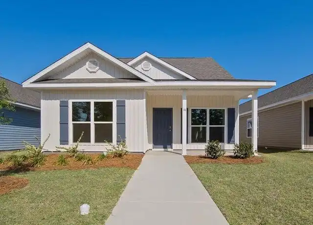 Property at 46 Parkside St, Defuniak Springs, FL, 32435, 4 beds, 3 baths, [object Object]
