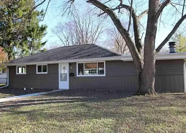 Property at 1 Dial Ct, Normal, IL, 61761, 3 beds, 1 bath, [object Object]