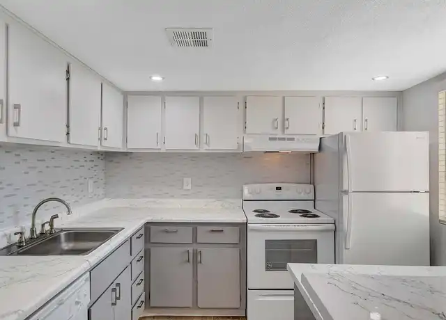 Property at Sundance Village Apts - 6500 W Charleston Blvd, Las Vegas, NV, 89146, 1 bed, 1 bath, [object Object]