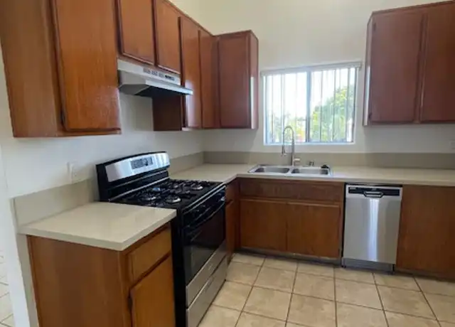 Property at 1015 E 5th St Unit 302, Long Beach, CA, 90802, 2 beds, 2 baths, [object Object]